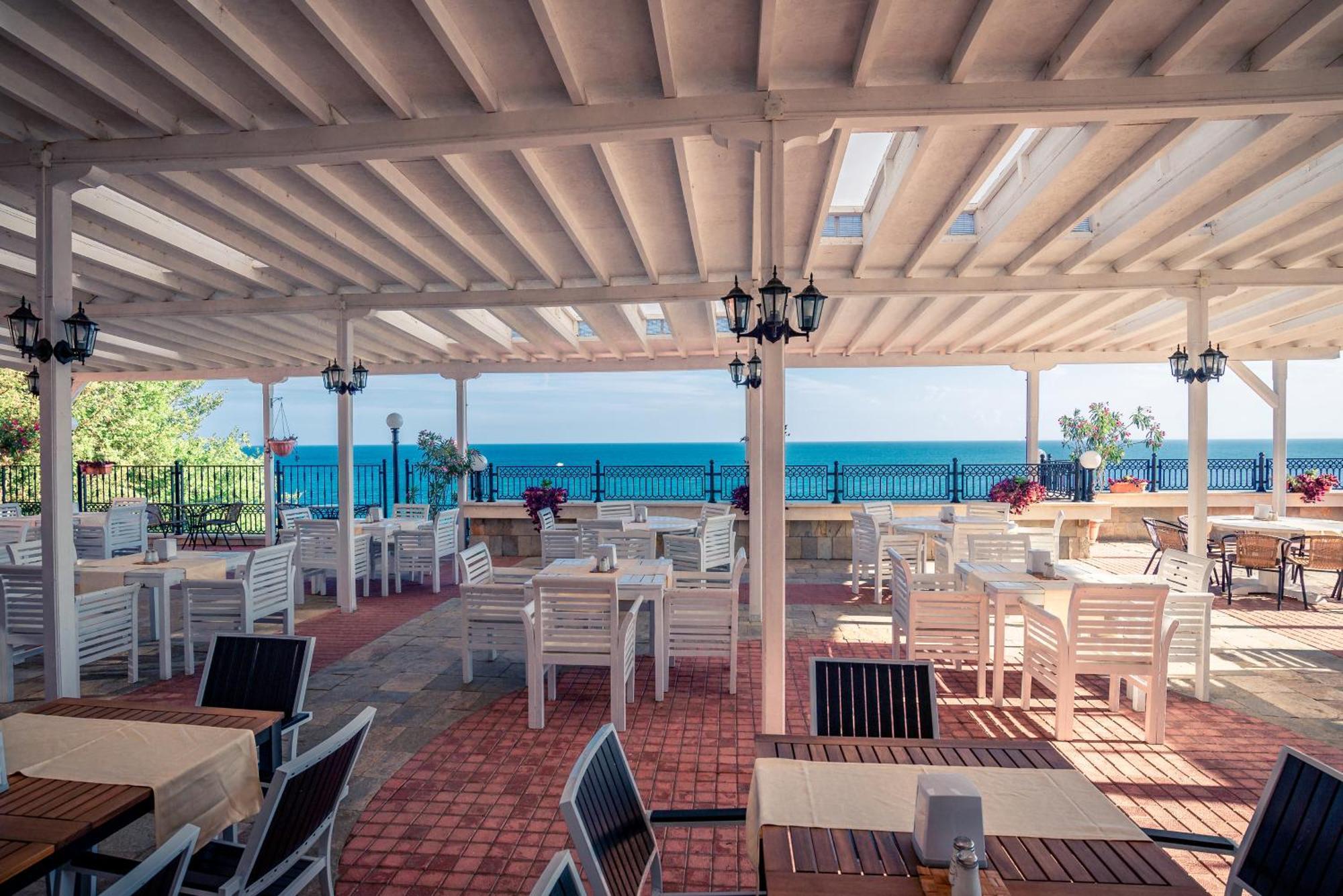 Tiva Del Mar Beach Hotel Sveti Vlas Bagian luar foto